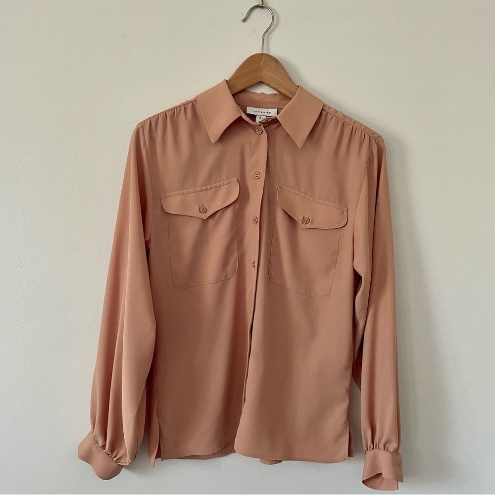Top Shop Nude colored blouse Size 2 Basics Closet Staples Career Wear